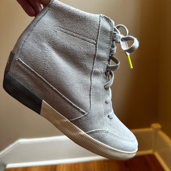 Sorel Out N About gray wedge high top sneaker SIZE 9.5 - Picture 1 of 8